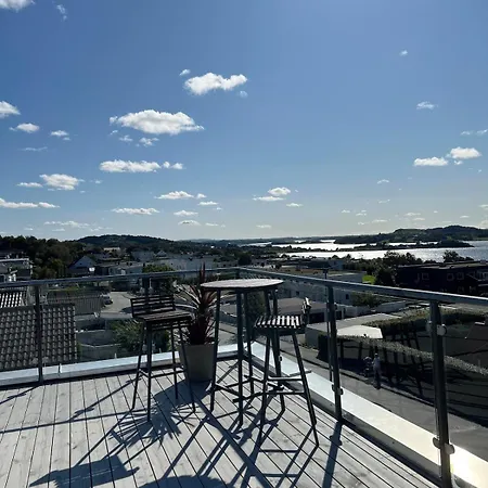 Ons 2026 Modern 2 Bedroom With Sea Views & 10 Min Drive To Forum Daire Stavanger